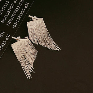 18K Heavy Metal Snake Bones Chain Line Tassel Earrings - Zambeel