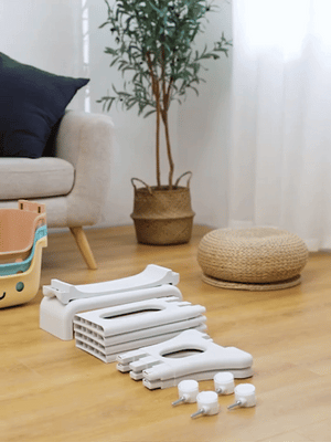 Kids Storage Rack © - Zambeel