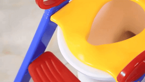 سلم مرحاض للأطفال