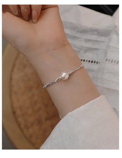 A Subtly Luxurious Niche - designed Bracelet Featuring A Few Pieces Of Silver - Zambeel