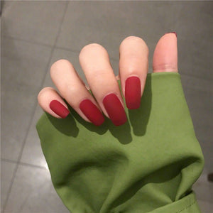Finished Manicure with False Nails - Zambeel