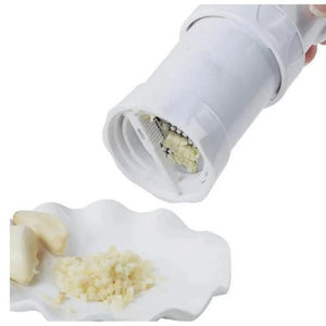 Kitchen Gadget Garlic Press - Zambeel