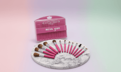 Miss Yun - Makeup Brush Set - Zambeel