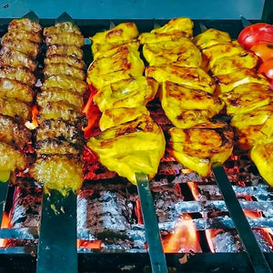 Portable Outdoor Charcoal Grill with Side Table © Ⓢ - Zambeel