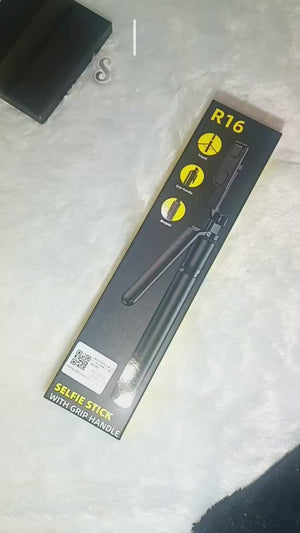 عصا سيلفي مع مقبض