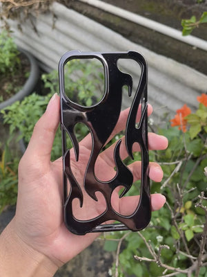 غطاء هاتف لامع بفتحة لهب