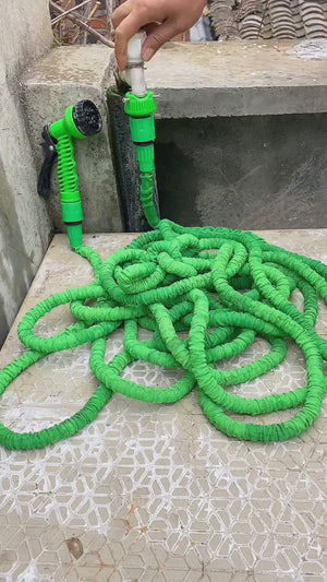 Expandable Garden Hose with Spray Nozzle