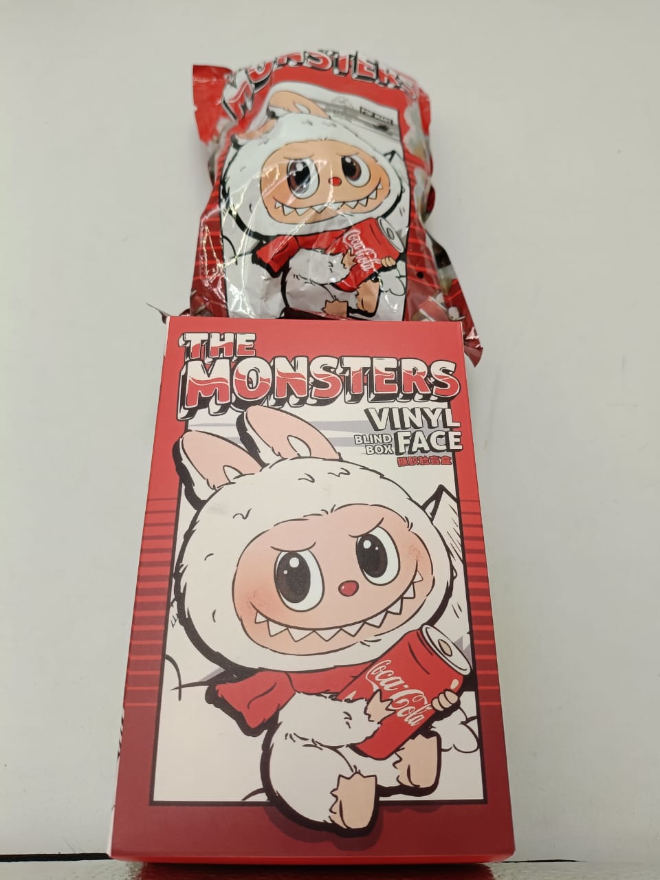 The Monsters - Coca-Cola Edition Vinyl Face (Labubu) – Zambeel