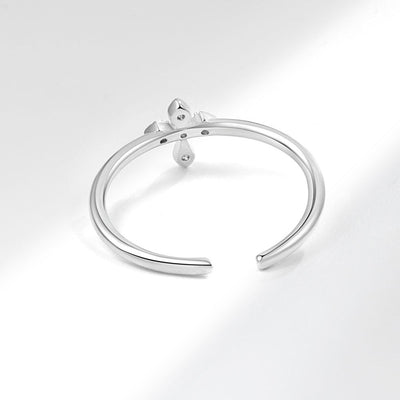 Womens Simple And Stylish Cross Ring - Zambeel